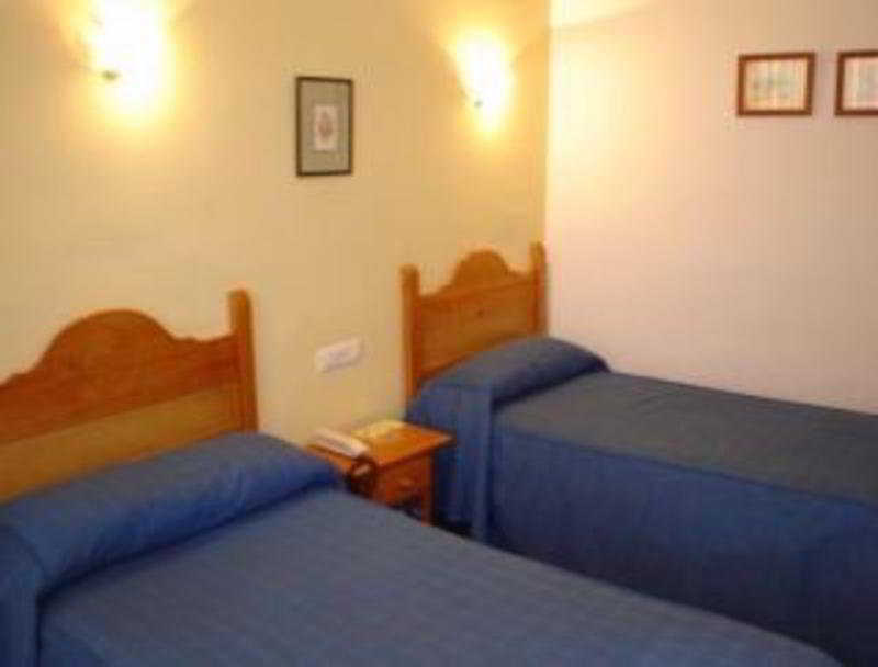 Hotel Londres Sevilha Quarto foto
